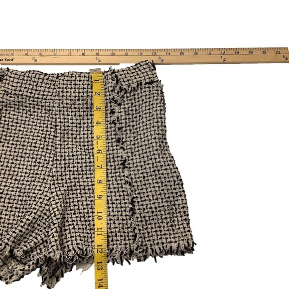 ZARA Tweed High-Waisted Fringed Houndstooth Shorts Size Small - Picture 8 of 10
